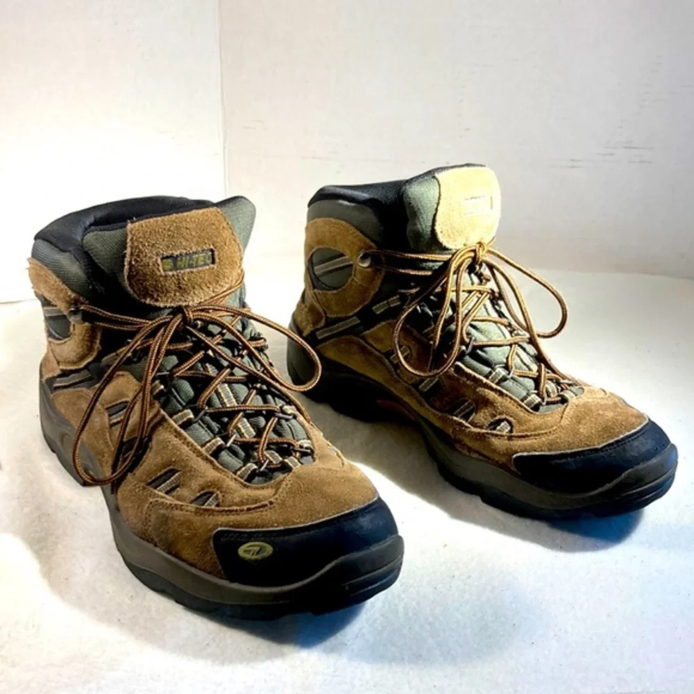 Hi-Tec Bandera Mens Mid-Top Waterproof Brown Hiking Boots